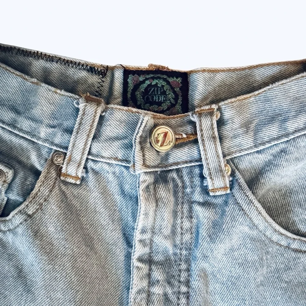 Vintage High Rise Zip Code Mom Jeans Sz 5/6 Distressed Embroidered Flowers Y2K
